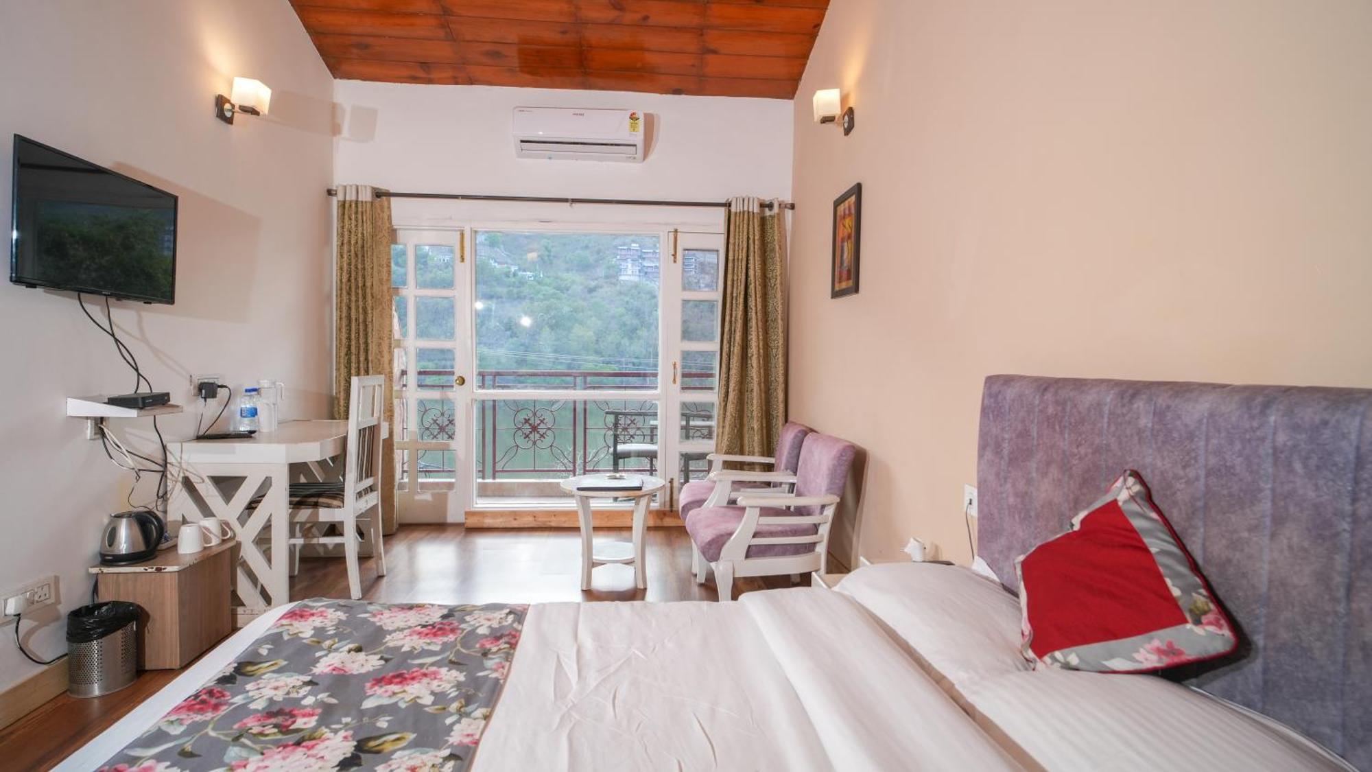 Neelesh Inn- A Luxury Lake View Hotel- 20 Kms From Nainital Бхимтал Экстерьер фото